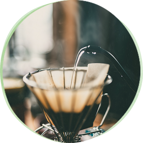 朝7時からオープン（モーニングセットも用意）